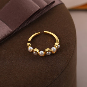 Luxe Pearl Ring for Women - 18K Fashionable INS Style - Elegant Adjustable Index Finger Jewelry