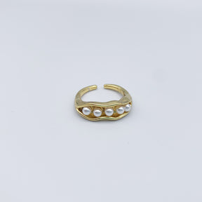 Open-Ended Pearl Ring for Women - New Japanese Style - Luxurious Pea Pod Design - INS Chic Statement Finger Ring