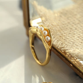 Open-Ended Pearl Ring for Women - New Japanese Style - Luxurious Pea Pod Design - INS Chic Statement Finger Ring