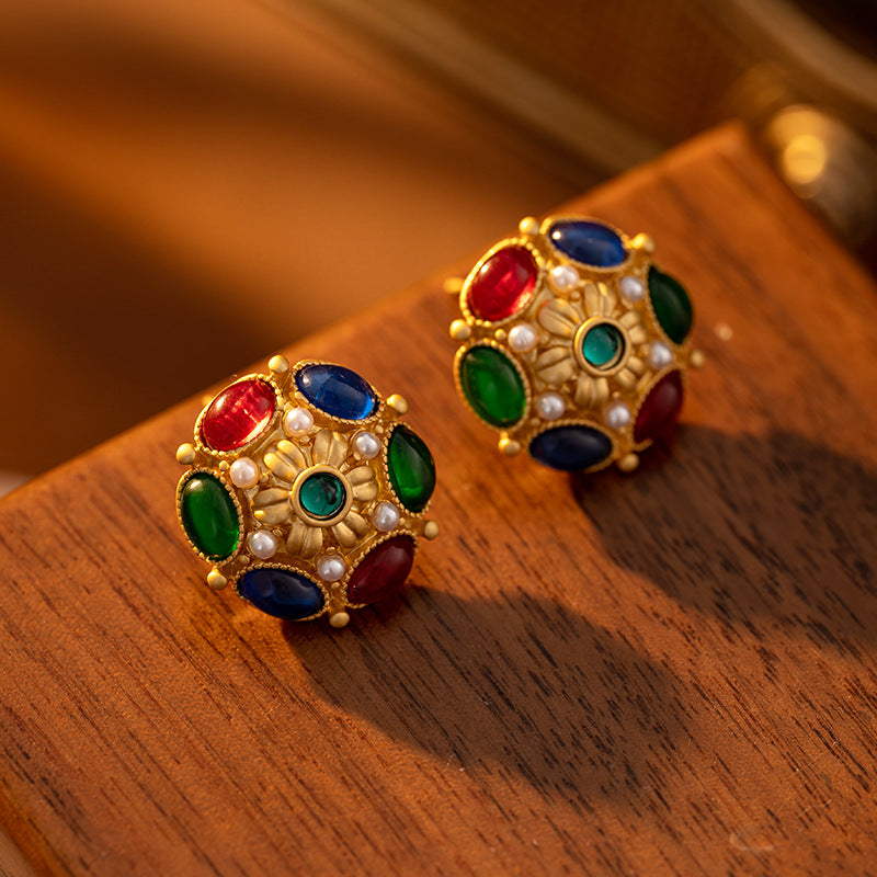 European Vintage Style Earrings for Women - Courtly Round Design - Exclusive Luxury Retro Chic