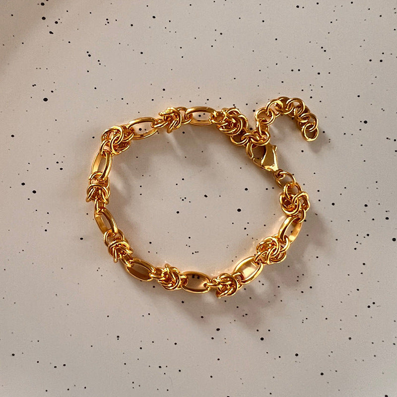 18K Gold Bracelet for Women - Retro Chic - Luxe Minimalist Chain Link Design