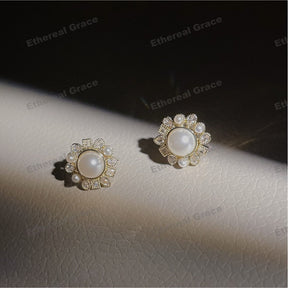 Flower Pearl Earrings Female Niche Light Luxury Celebrity Temperament Vintage Fashion Earrings