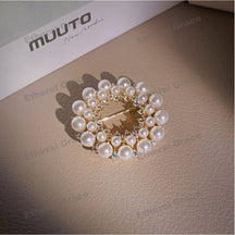 Round Pearl Zircon Brooch Korean Version Versatile ins Unique Ring Circle Pin Buckle Suit Sweater Jacket Accessories