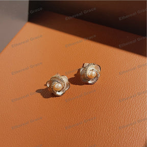 925 Silver Needle Earrings White Camellia Unique Classy Versatile High-End Design Luxury Freshwater Pearl