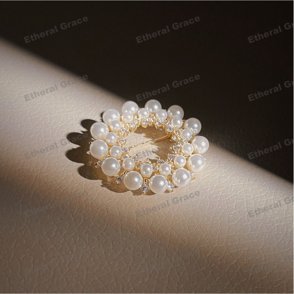 Round Pearl Zircon Brooch Korean Version Versatile ins Unique Ring Circle Pin Buckle Suit Sweater Jacket Accessories